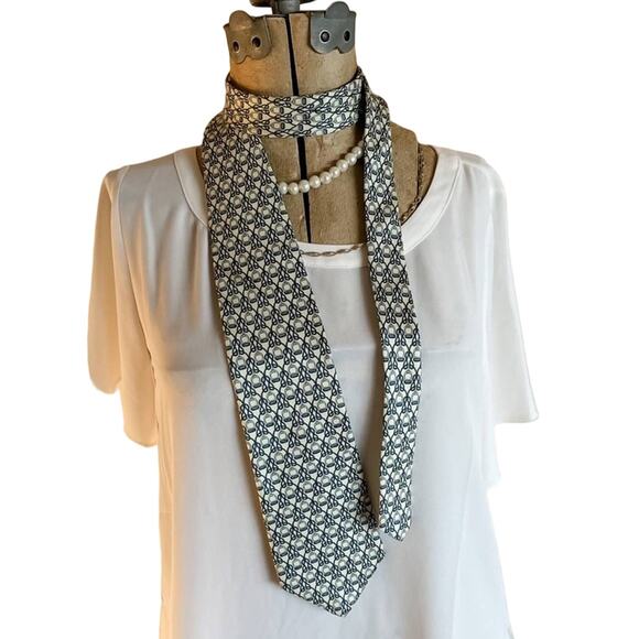 Bert Pulitzer Luxe Print 100% Silk Stirrup Rope Print Tie blue cream 3.5" w - Picture 2 of 5